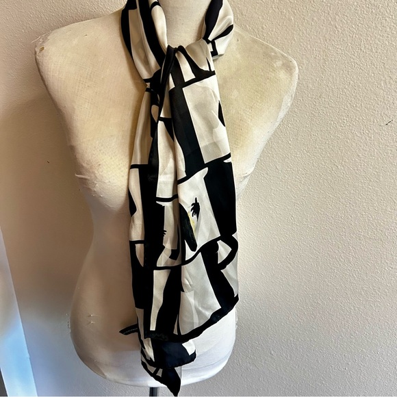 Getty museum Geometric Black and White Scarf silk good condition - Picture 1 of 5
